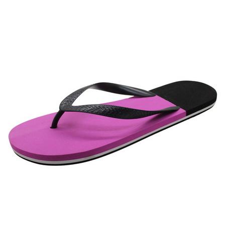 Plain beach flip flops